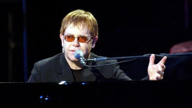 Elton John, en contra de los programas de televisión "cazatalentos"
