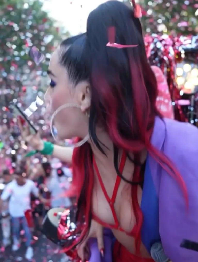 La emoción de Lali Espósito tras haber asistido a la Marcha del Orgullo LGBTIQ: "Me hacen muy feliz"