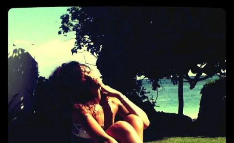 Las sensuales fotos de Rihanna en sus vacaciones. (Foto: @rihanna)