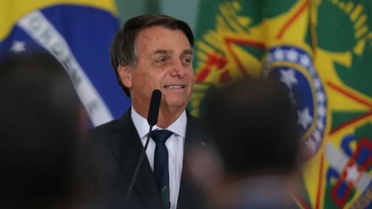 Con un titular de O Globo, Bolsonaro renovó sus ataques al Gobierno argentino