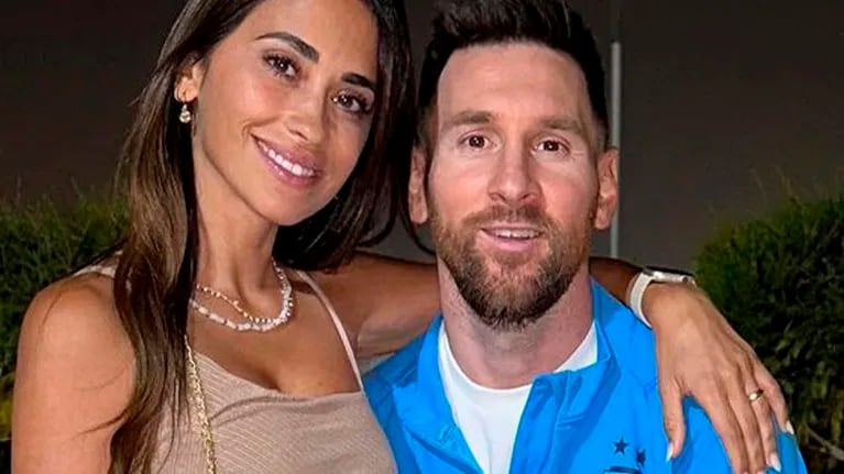 Lionel Messi le hizo upa a Antonela Roccuzzo en un romántico reencuentro en Qatar