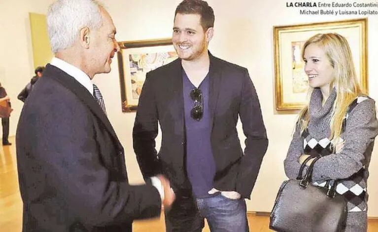 Michael Bublé y Luisana Lopilato visitaron el Malba. (Foto: Clarín).