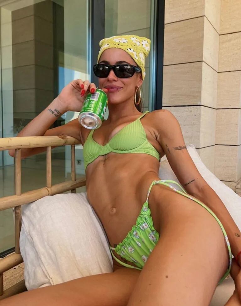 Rodrigo de Paul reaccionó picante a una foto de Tini Stoessel en bikini