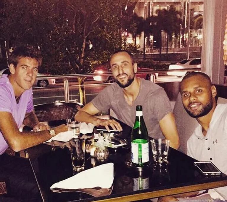 Delpo y Manu Ginóbili se juntaron a cenar en Estados Unidos. (Foto: Twitter)