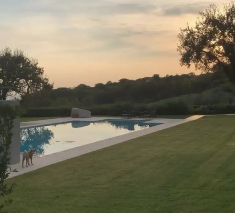 Maxi López y su novia Daniela Christiansson viven en esta espectacular mansión en Italia: cómo es por dentro la lujosa propiedad