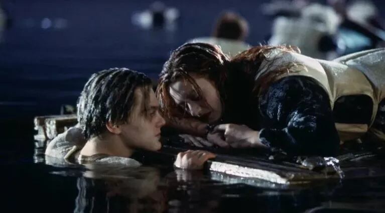 El director de Titanic frustró las esperanzas sobre teoría de Jack Dawson y la tabla de madera