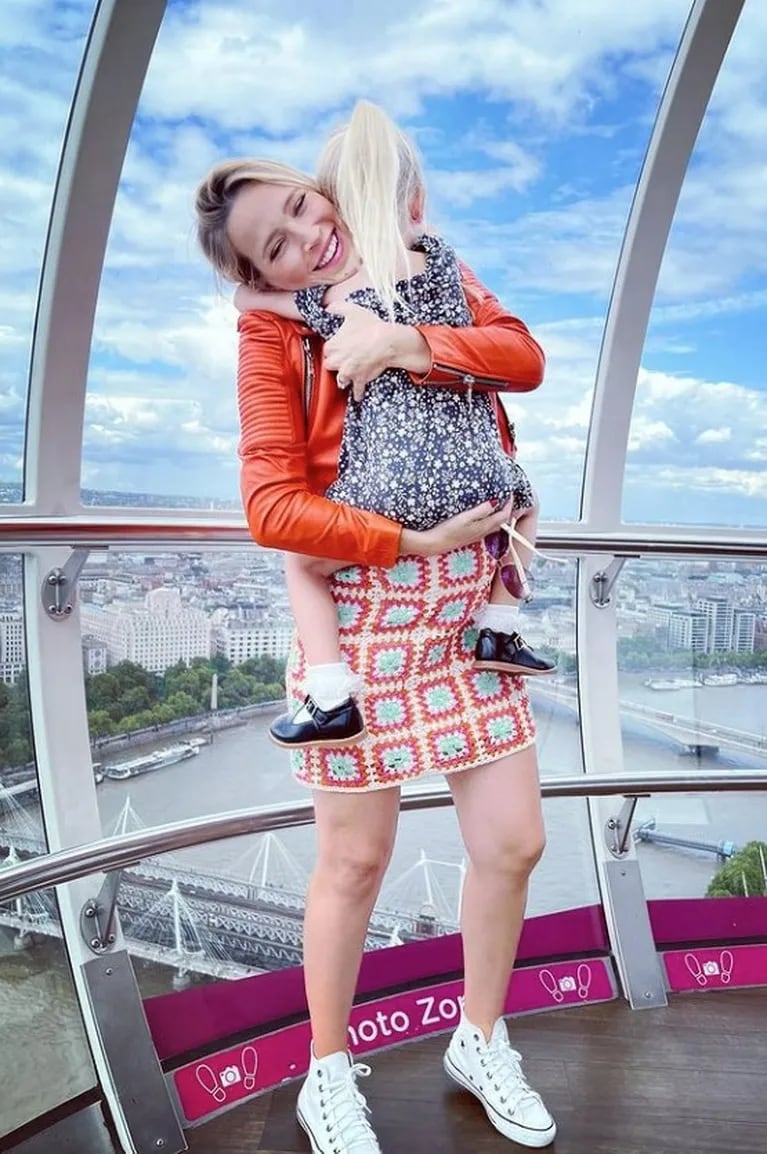 Luisana Lopilato viajó a Londres con sus hijos: las fotos más tiernas