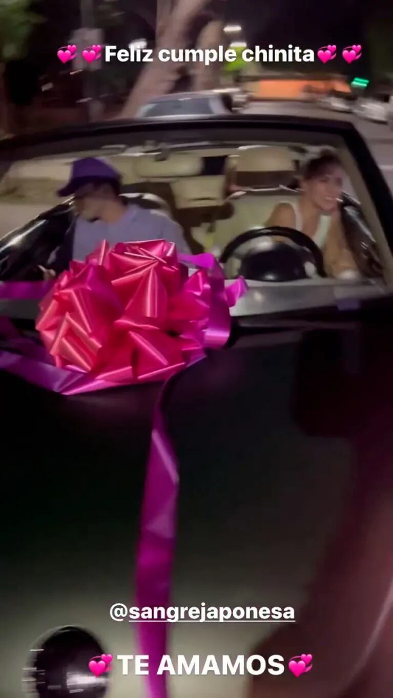 Rusherking le regaló a China Suárez un auto descapotable por su cumpleaños: "Te merecés todo"