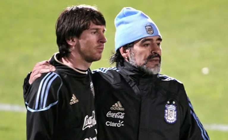 Lionel Messi le envió sus condolencias a Diego Maradona
