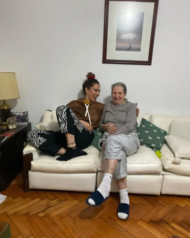 El emotivo encuentro de Jimena Barón con su abuela tras un año y medio sin verse por la pandemia: "Aceptó verme y sentarme a comer con ella es un lujo"