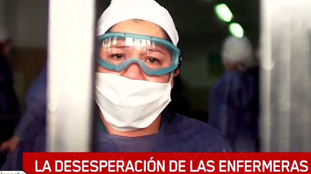 El desconsolado llanto de una enfermera en un geriátrico, de San Martín, que registró 5 muertes por Covid-19