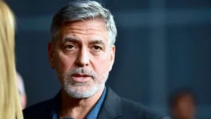 Fuerte indignación de George Clooney tras el crimen de George Floyd: El racismo es la pandemia de EEUU