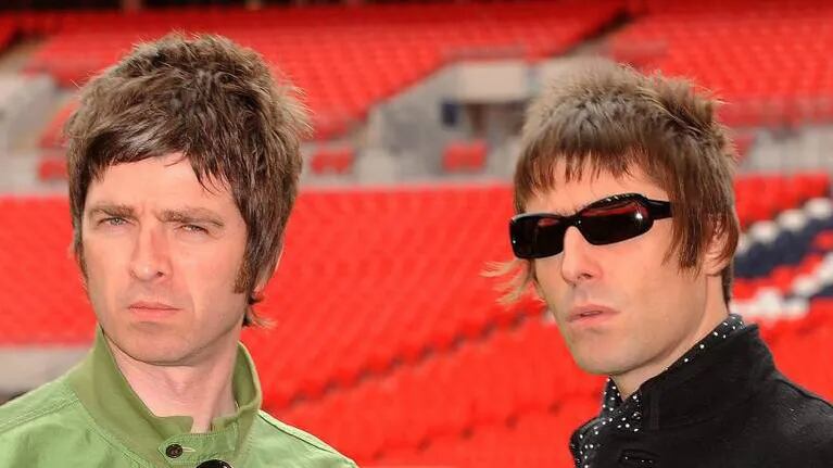 Los hermanos Gallagher se reúnen producir un documental sobre un histórico show de Oasis