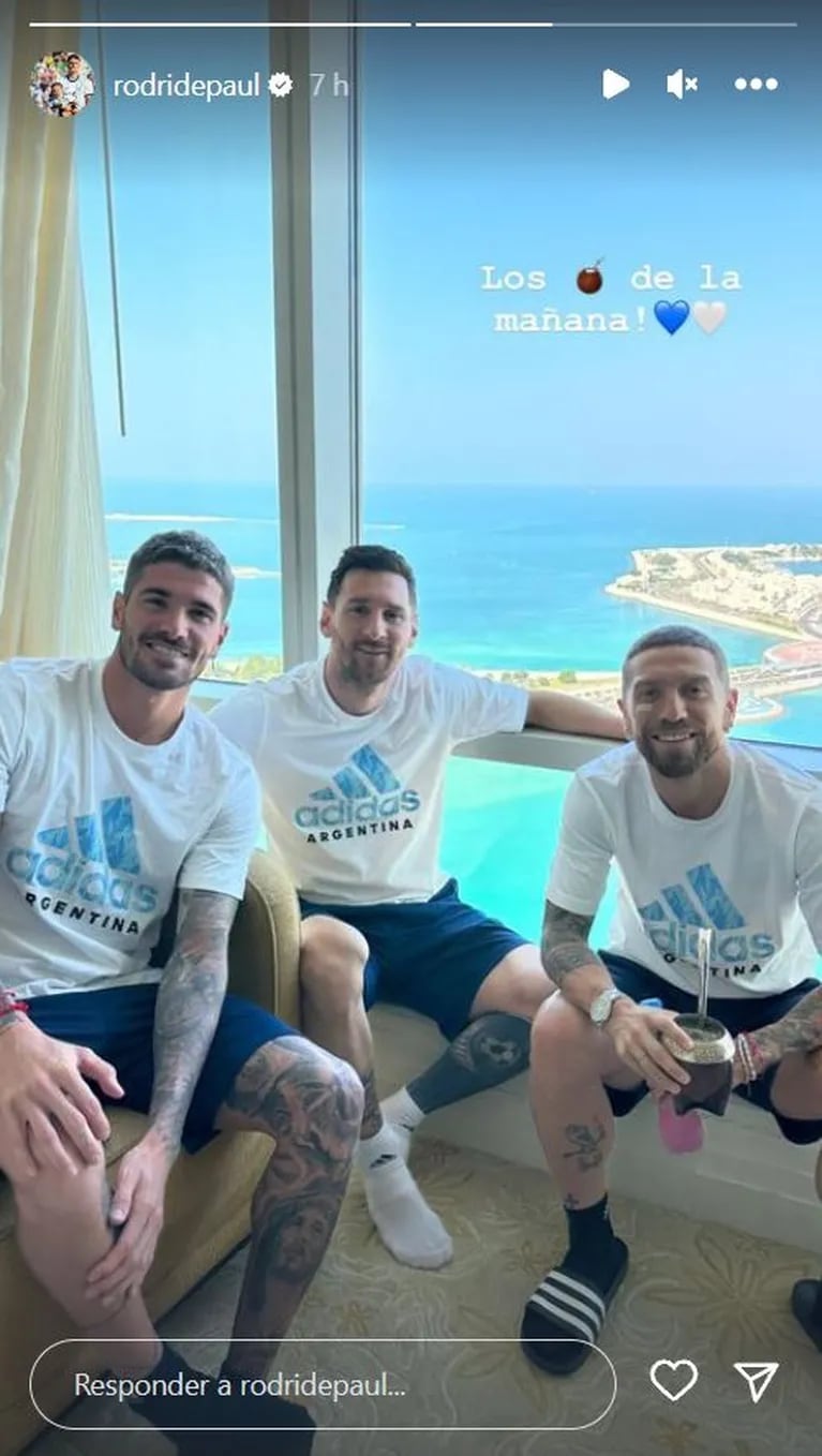 Mundial Qatar 2022: Messi, Rodrigo de Paul y Papu Gómez, tomando mate en el hotel antes del inicio de la Copa del Mundo
