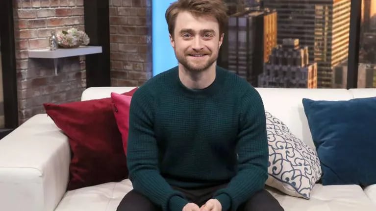 Daniel Radcliffe regresa a Harry Potter y lee capítulo del primer libro de la saga