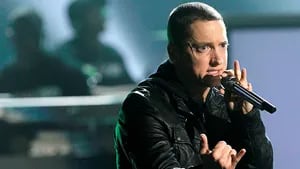 Eminem lanza por sorpresa un nuevo disco de estudio: Kamikaze