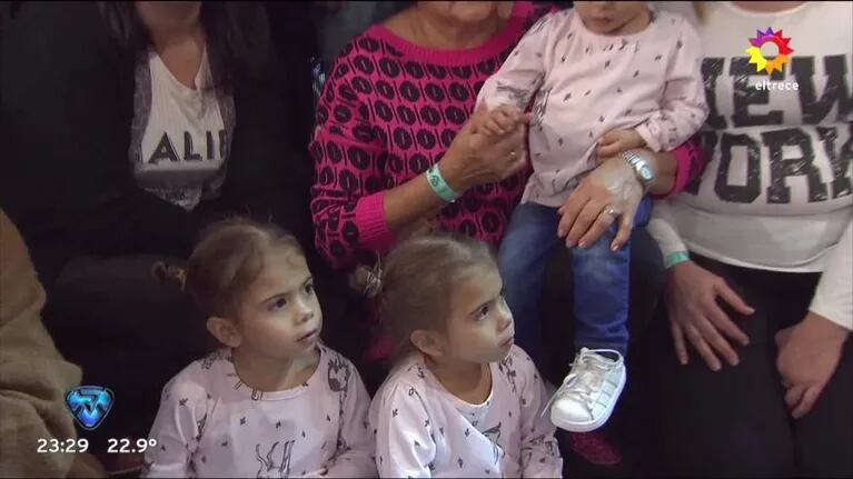 Divertido reencuentro de Marcelo Tinelli con las hijas de Cinthia Fernández en ShowMatch