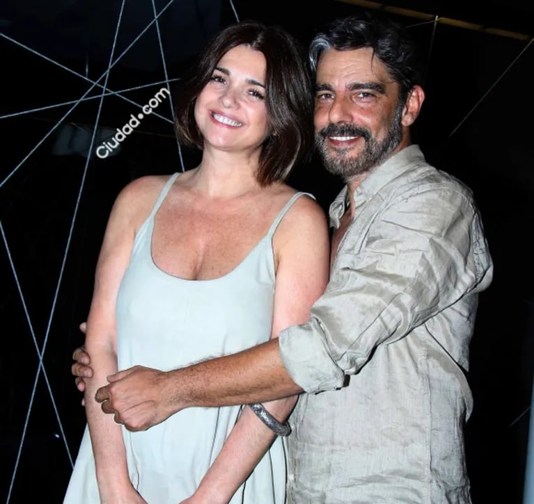 Fabián Mazzei y Romina Gaetani, apoyados por sus parejas en el debut de La Momia