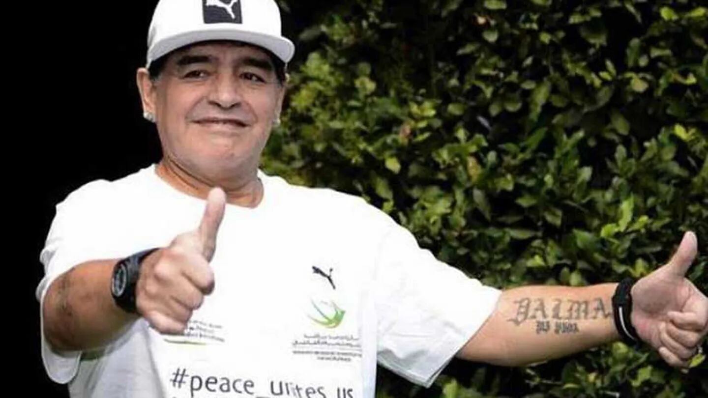 Maradona firmó un acuerdo exclusivo para lanzar una serie de TV sobre su vida