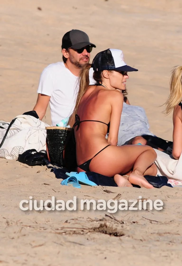 Las fotos de Pampita, soltera en Punta del Este: relax en bikini ¡y sin Photoshop!