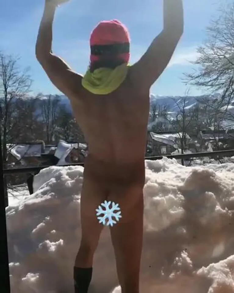Favio Posca se desnudó en la nieve: "No soporté la tentación"