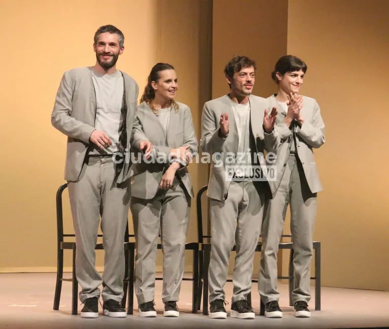 Tomás Fonzi, Sabrina Garciarena, Michel Noher y Malena Sánchez protagonizan Pequeños Grandes Momentos (Foto: Movilpress).