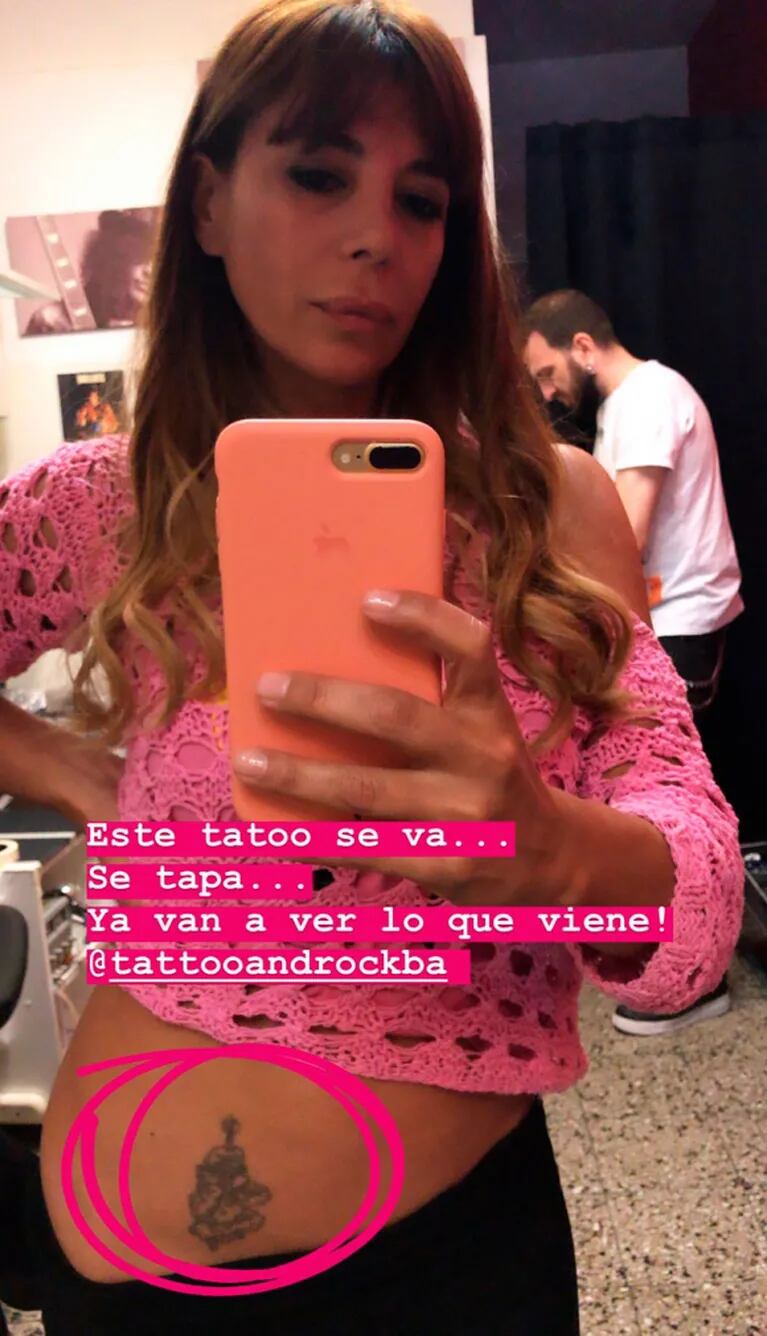 Ximena Capristo se tapó un antiguo tatuaje y mostró el nuevo diseño con una foto muy sexy