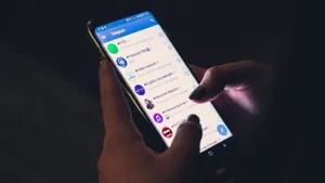 Durov defiende que aun con los mensajes patrocinados Telegram garantiza la privacidad del usuario más que WhatsApp