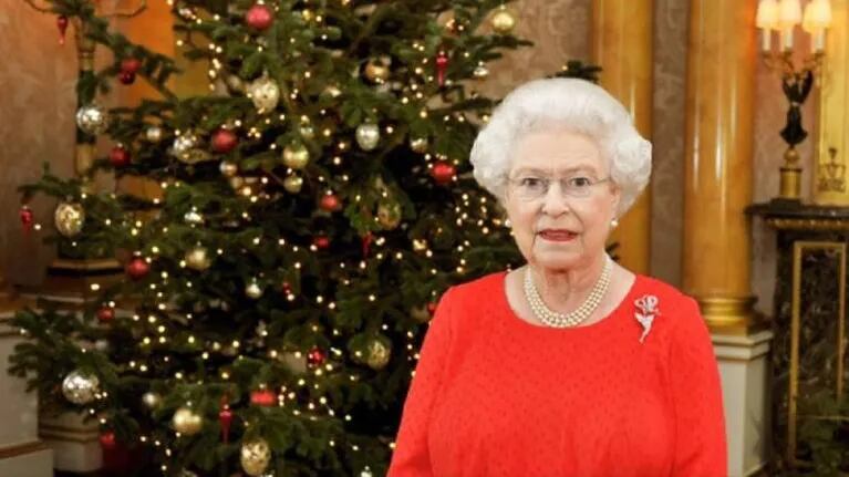 El conmovedor motivo por el que la reina Isabel no quita los adornos de Navidad hasta febrero