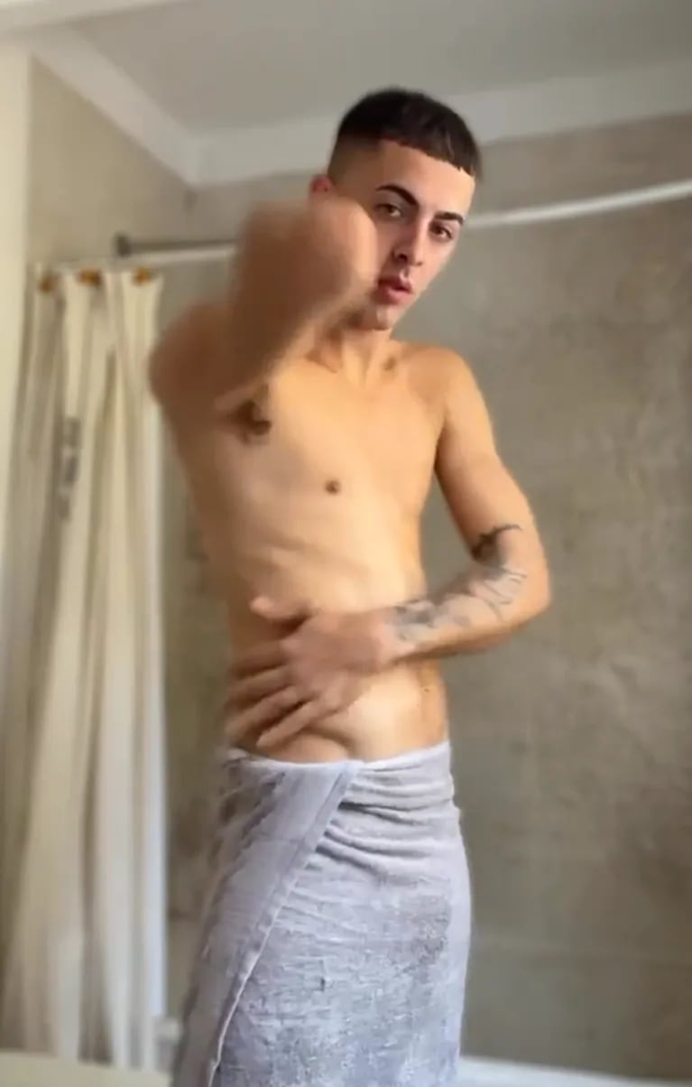 J Rei posteó un video hot tras haberse duchado y María Becerra reaccionó picante: “Me mira y me desnuda toda”