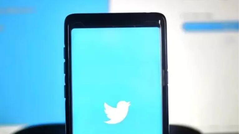 Twitter solo permitirá utilizar la autenticación de dos factores mediante SMS a los usuarios de Twitter Blue