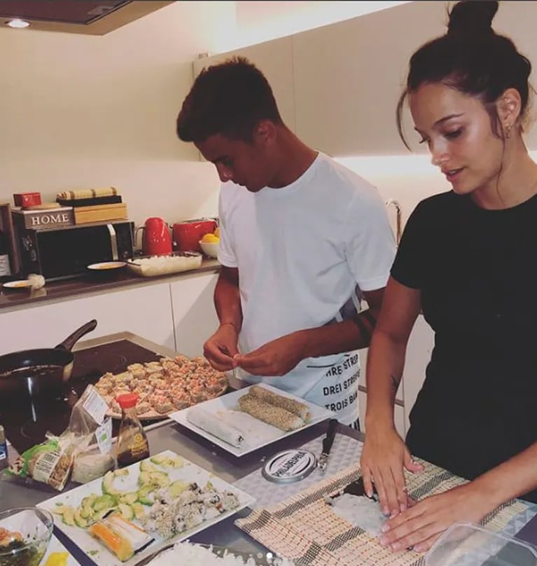 Oriana Sabatini y Paulo Dybala, expertos en la cocina japonesa: "MasterChef sushi"