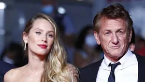 Sean Penn, con su hija Dylan, dirige de nuevo en la película Flag Day