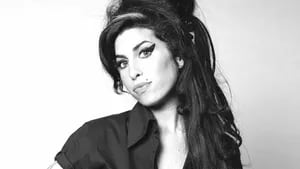 Publican en Youtube una canción inédita de Amy Winehouse