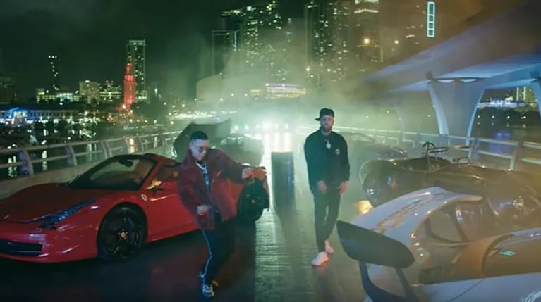 Daddy Yankee y Nicky Jam rompen récords con su canción Muévelo