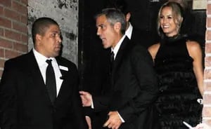 George Clooney presentó a su novia en sociedad