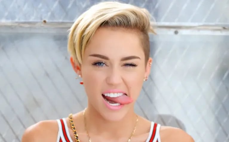 Miley Cyrus habría asegurado su famosa lengua… ¡por un millón de dólares! (Foto: Web)