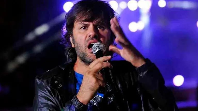 Ciro lanza una versión acústica de El Farolito como anticipo de trilogía que repasa 30 años de carrera