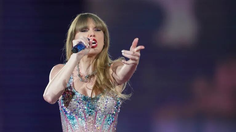 Taylor Swift abrió “The Eras Tour” en Australia frete a 96 mil personas.
