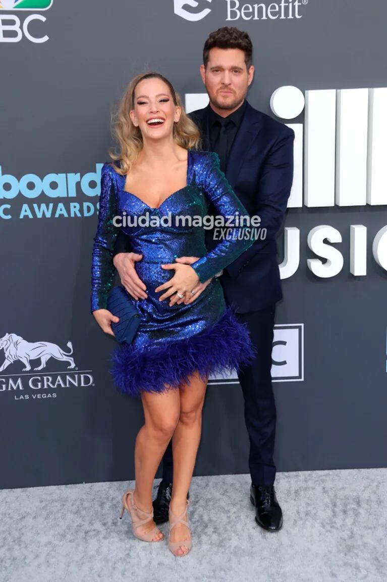 Luisana Lopilato lució su pancita junto a Michael Bublé en los Billboard Music Awards: las fotos de su glamoroso look
