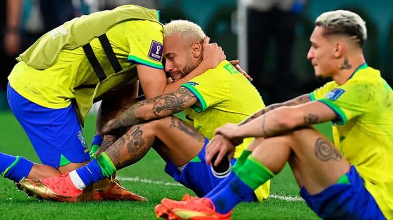 Brasil fue eliminado del mundial Qatar 2022: Neymar lloró desconsolado en la cancha 