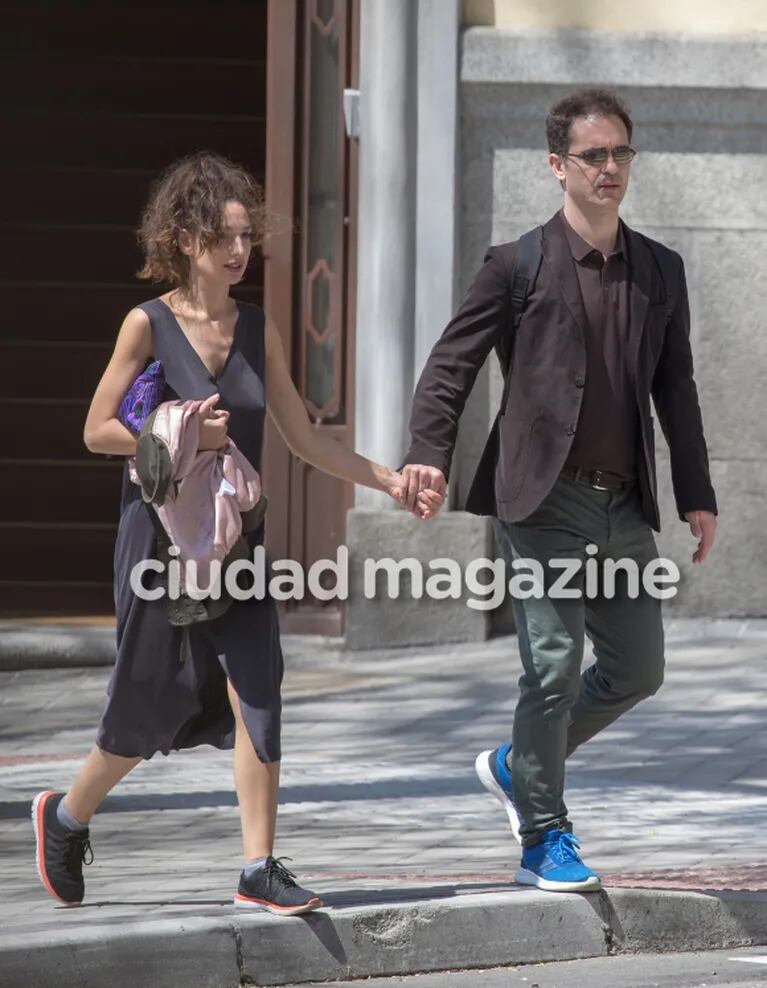 Conocé a la novia de "Berlín" de La Casa de Papel: el paseo romántico de Pedro Alonso con su pareja en Madrid