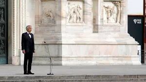 Andrea Bocelli cantó por la Pascua en el Duomo de Milán: el emocionante video