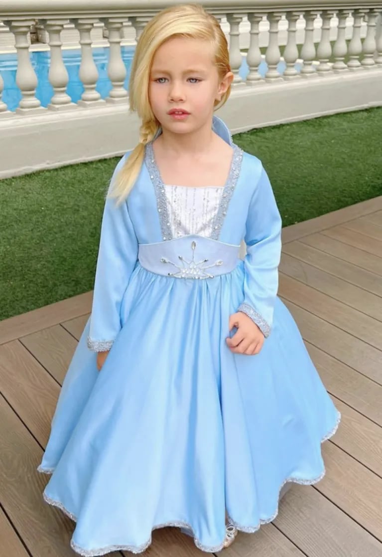 Matilda Salazar cumplió años y jugó a ser Elsa de Frozen: las fotos más dulces de la hija de Luciana Salazar