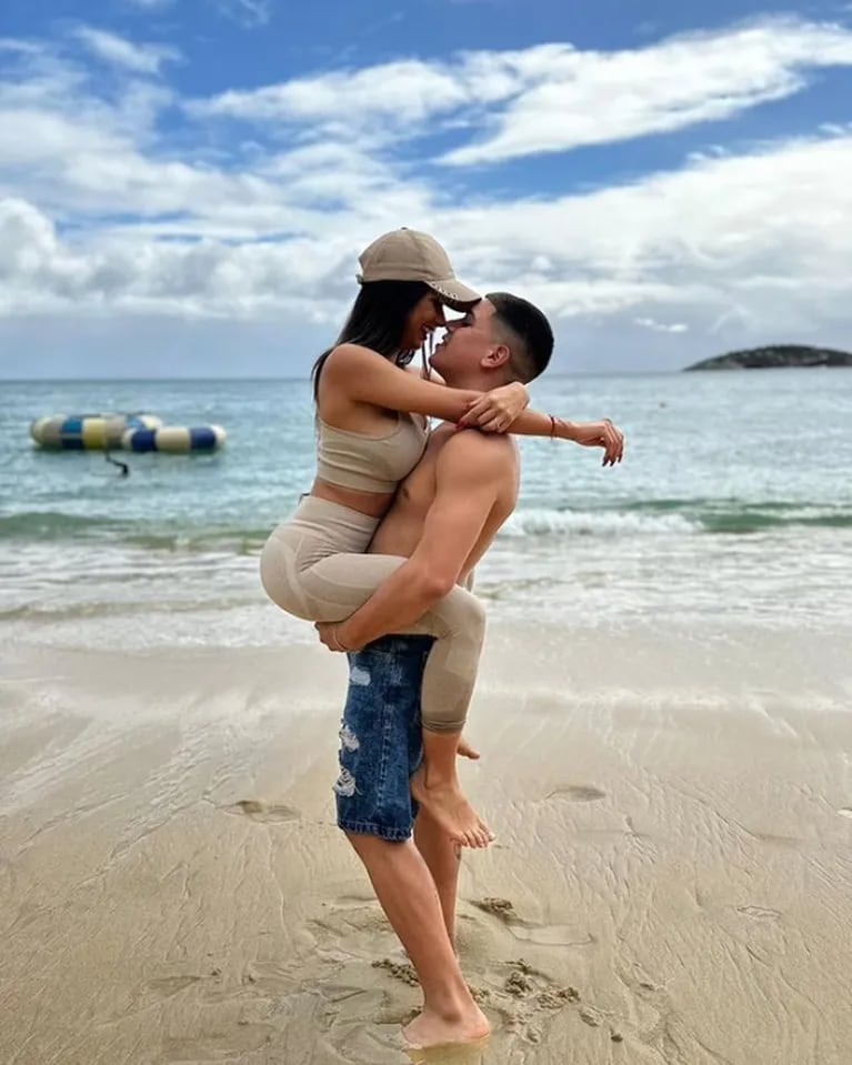 La romántica declaración de amor de Thiago de Gran Hermano a Daniela en sus vacaciones en Brasil: "Prometo cuidarte todos los días de mi vida"