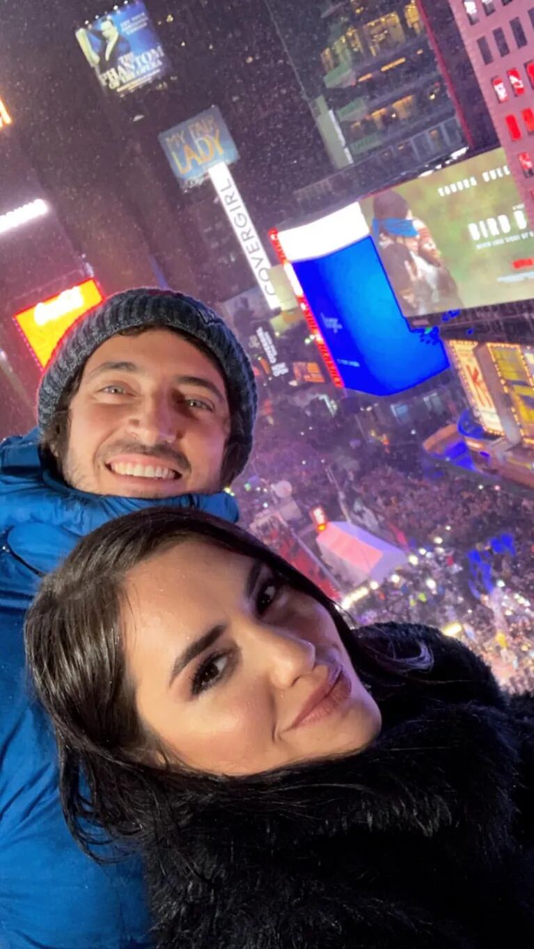 Lali Espósito despidió 2018 con Santiago Mocorrea ¡y un show en Times Square!: "Agradecida a la vida"
