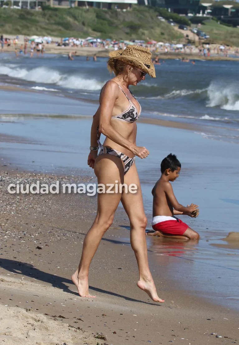 Las vacaciones familiares de Yanina y Diego Latorre en Punta del Este