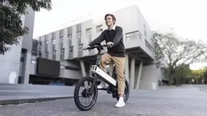 Acer presenta ebii, su bicicleta eléctrica impulsada por IA con una autonomía de 110km y funciones de seguridad
