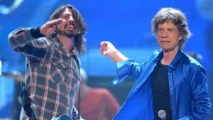Mick Jagger estrenó canción solista junto a Dave Grohl, el líder de Foo Fighters
