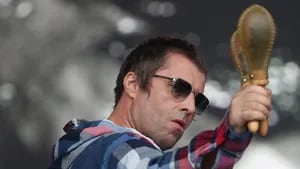 Liam Gallagher dará un show por streaming desde una barcaza que navega por el Támesis